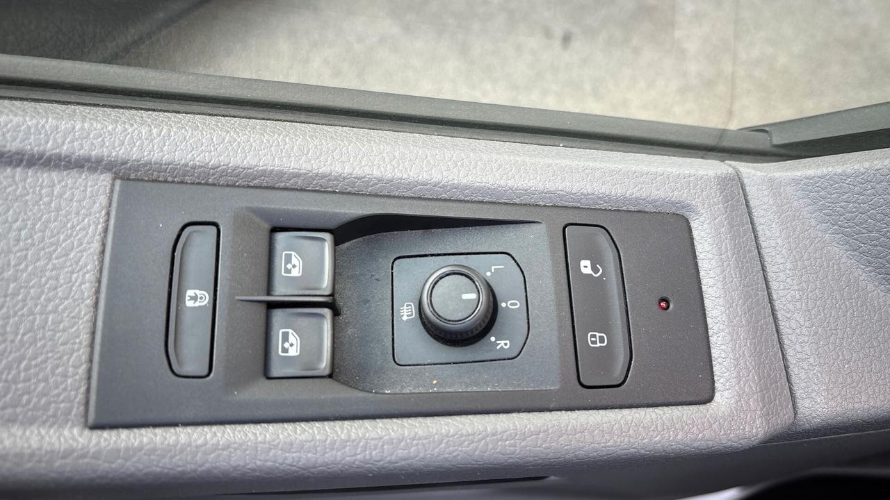 Volkswagen Transporter 2.0 TDI 110CV PC Kombi Business