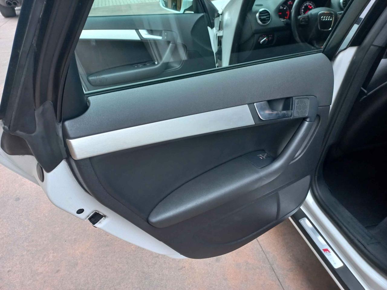 Audi A3 SPB 2.0 TDI 170 CV Allestimento Sline