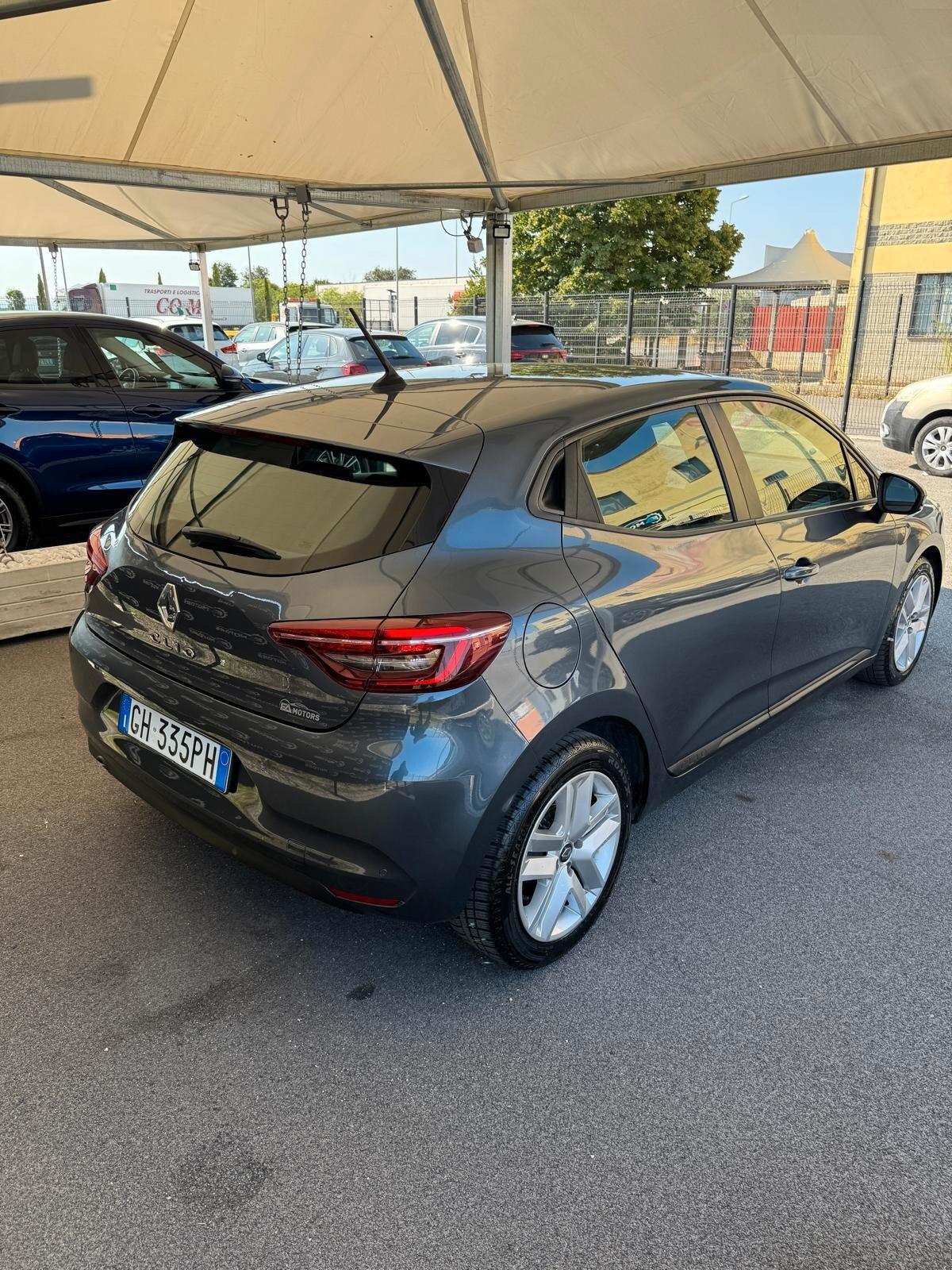 Renault Clio TCe 90 CV 5 porte Business ok neopatentati
