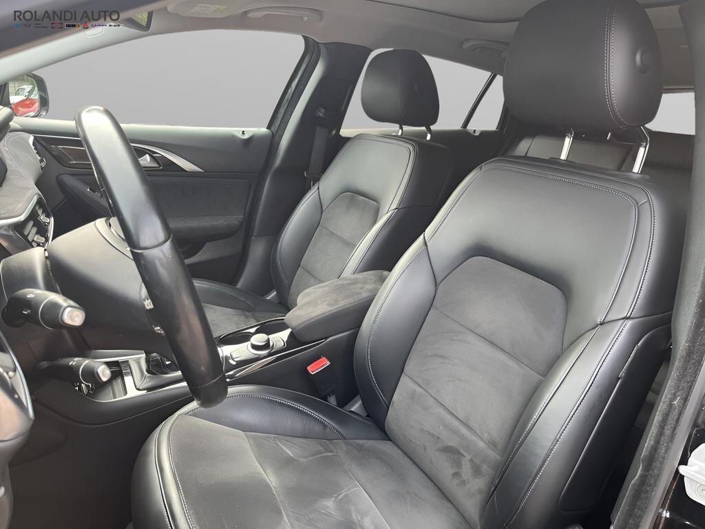 Infiniti Q30 1.5 D Premium Tech