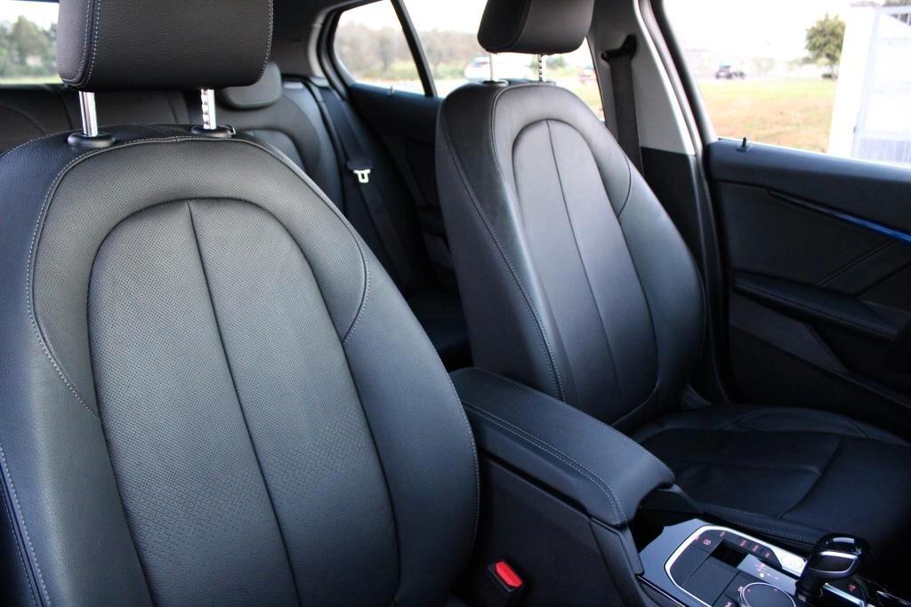 BMW 118 d Aut. *Pelle *Luci Ambiente *23.000 KM