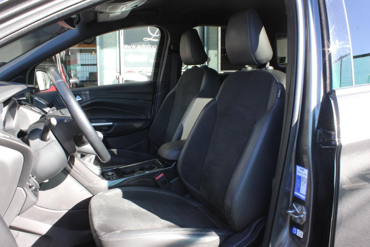 Ford Kuga 1.5 TDCI 120 CV S&S 2WD ST-Line NON PERDERE L'OCCASIONE!!