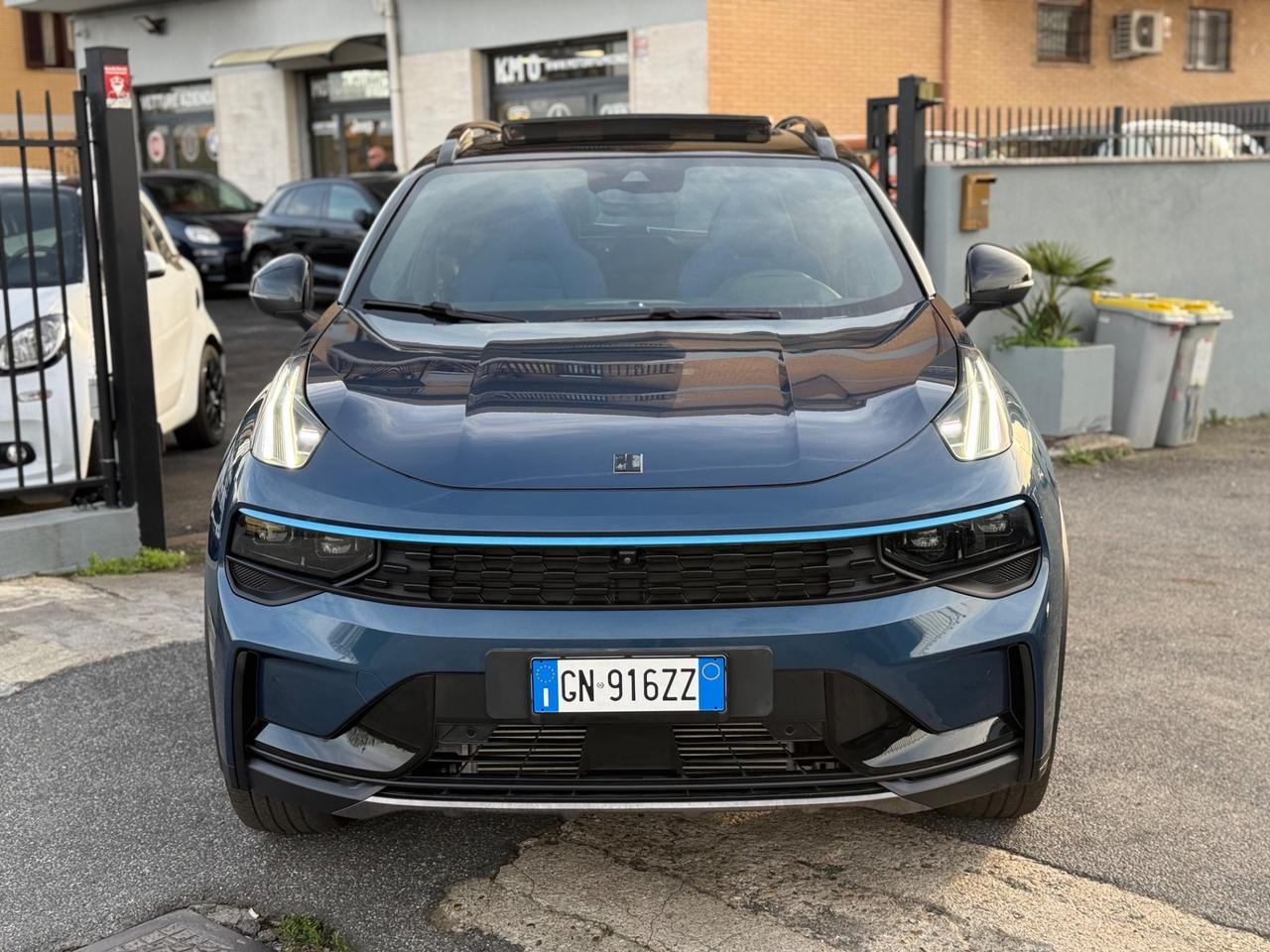 Lynk & Co 01 1.5 td phev PHEV HYBRID PLUG-IN