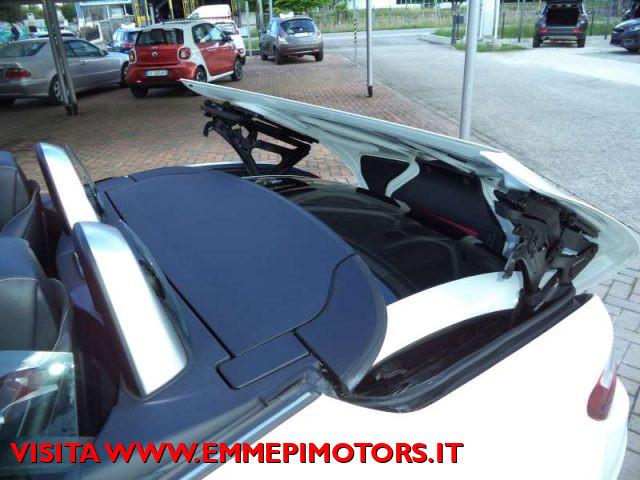MERCEDES-BENZ SLK 250 d Premium