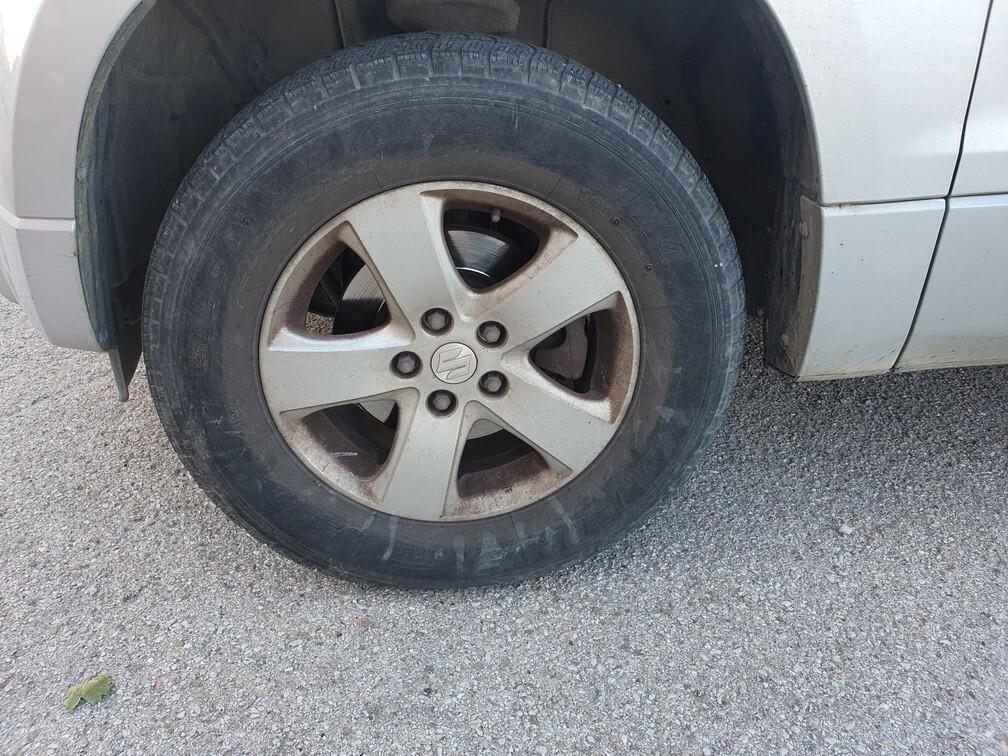 Suzuki Grand Vitara 1.6i 16V 3p. 4WD Metano