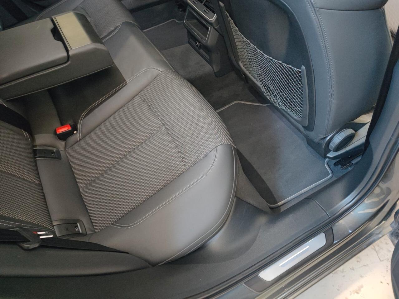 Audi A6 Avant 40 2.0 TDI quattro ultra S tronic line edition