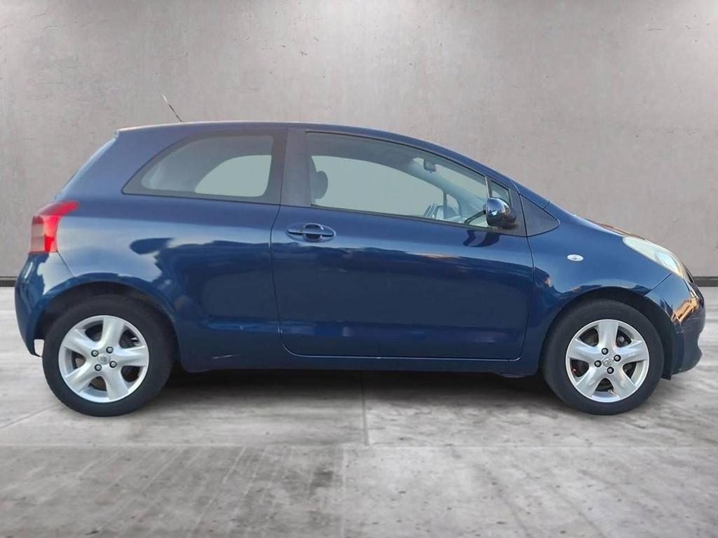 Toyota Yaris 3 Porte 1.0 Sol