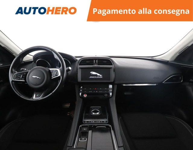 JAGUAR F-Pace 2.0 D 180 CV AWD aut. R-Sport