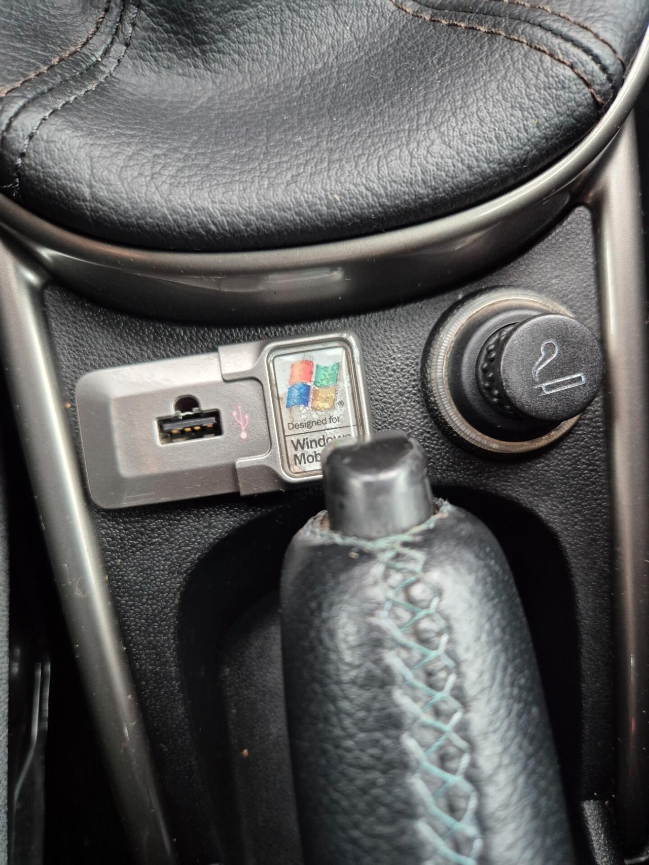 Alfa Romeo MiTo 1.6 JTDm 16V Distinctive Sport Pack