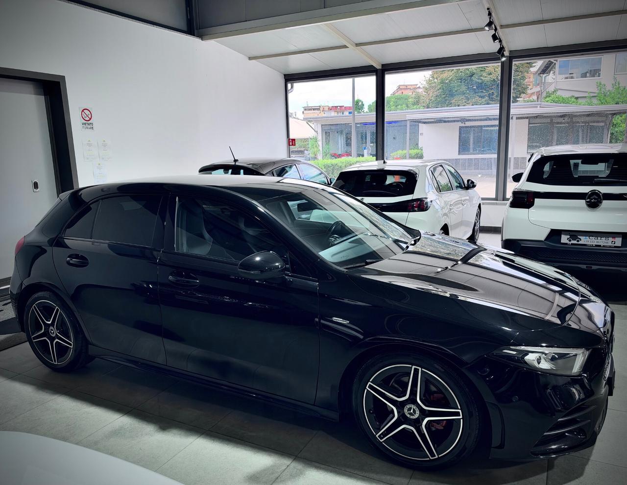 Mercedes-Benz A 180 d 116CV Premium AMG Night Edition