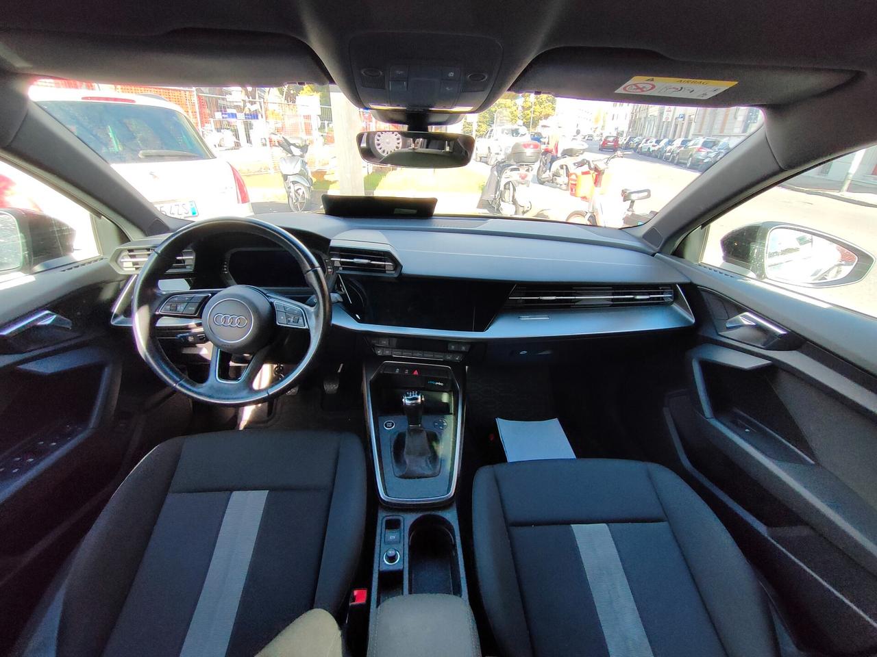 Audi A3 Sedan 30 TFSI Business Advanced