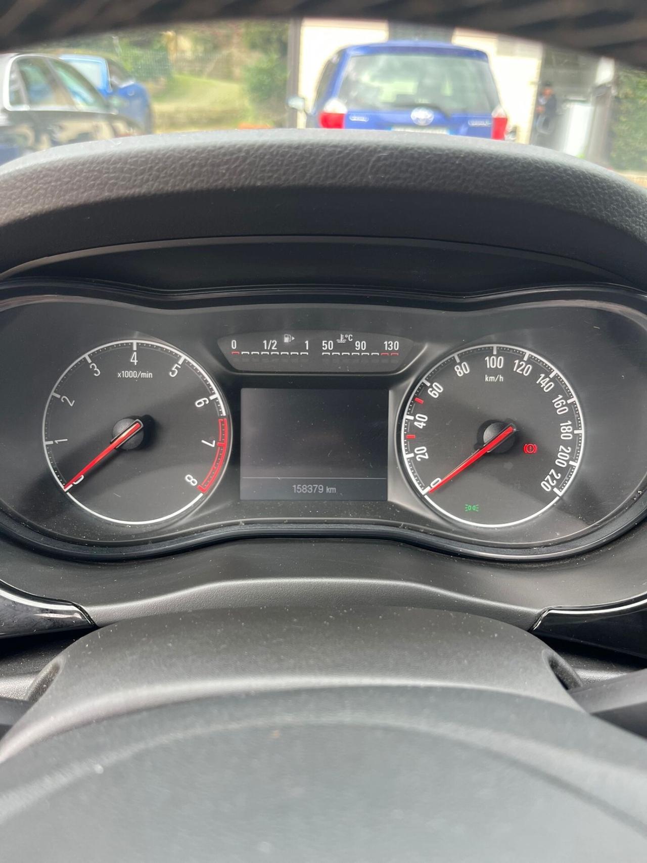 Opel Corsa 1.4 Benzina/GPL - Neopatentati