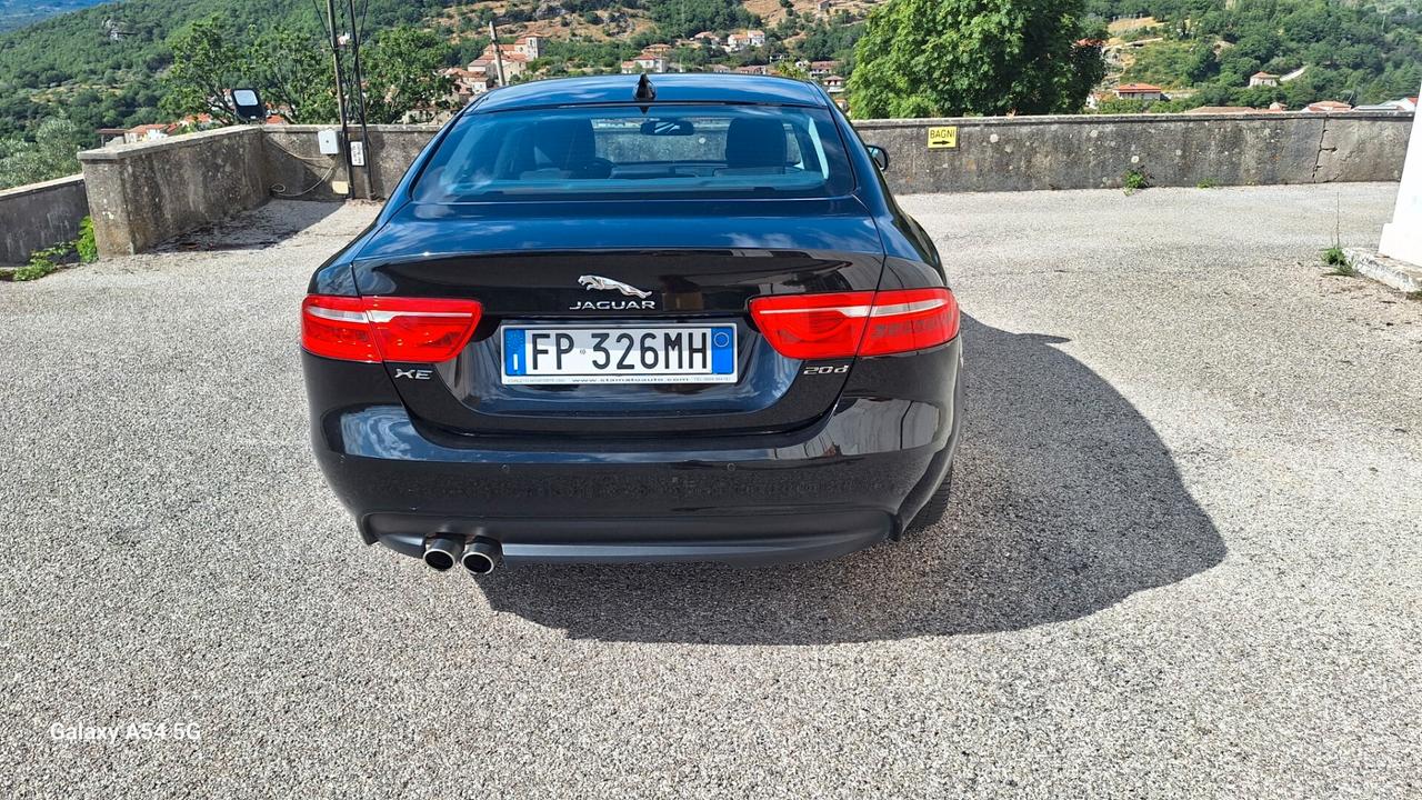 Jaguar XE 2.0 D 180 CV aut. Prestige