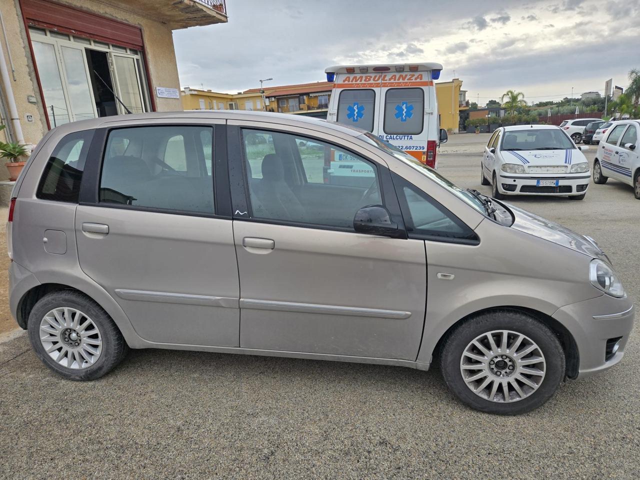 Lancia MUSA 1.3 Mjt 95 CV Gold