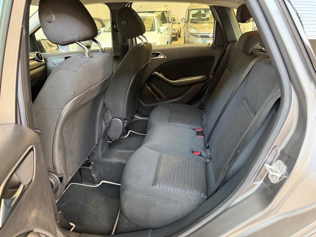 MERCEDES-BENZ B 180 CDI Executive