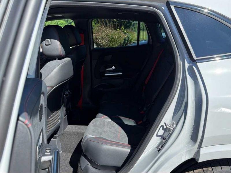 Mercedes-Benz GLA 35 AMG Premium Plus