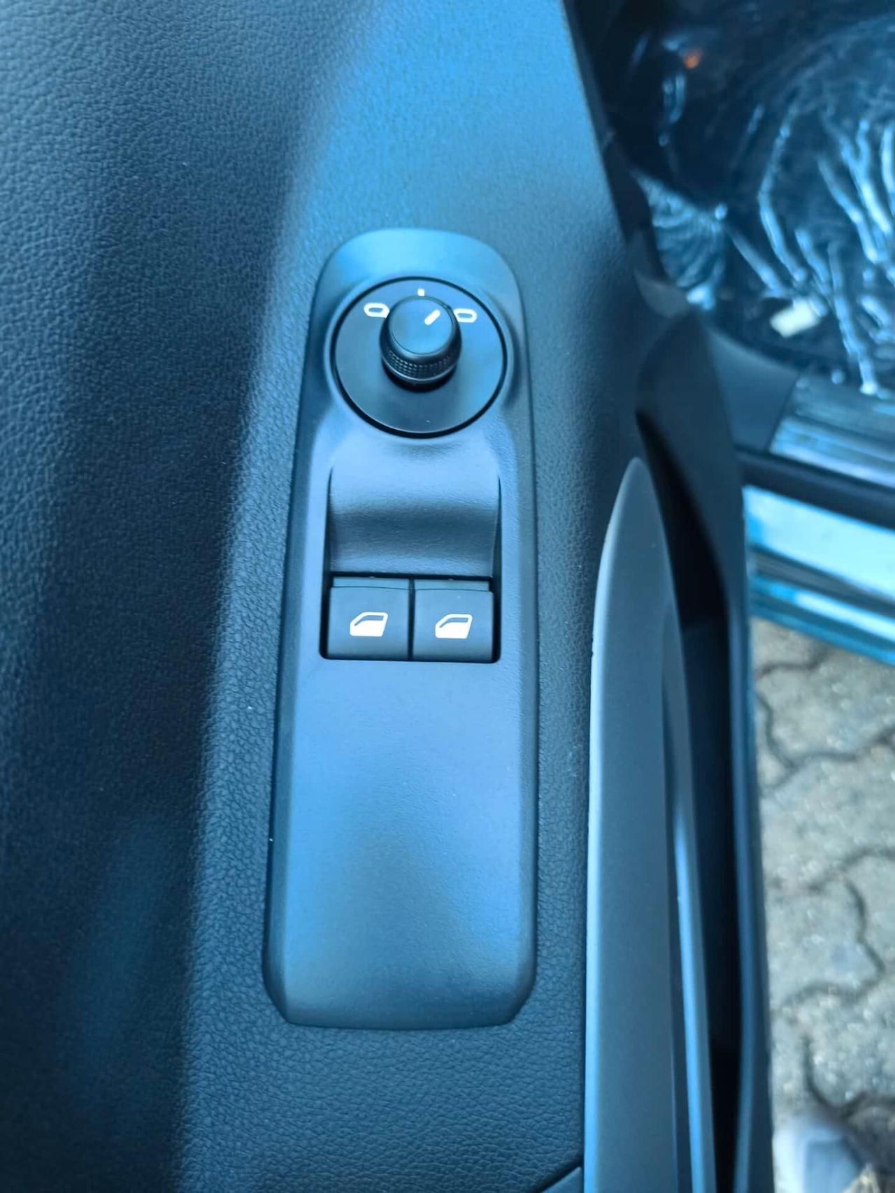 Fiat Doblo Doblò 1.5 BlueHdi 130 CV AT8 PL Entry