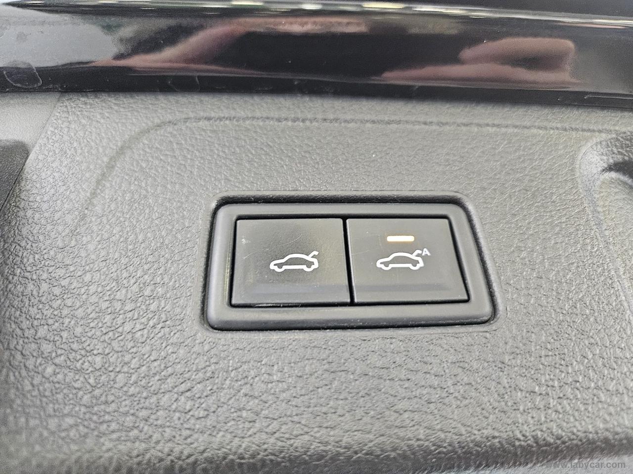 VOLKSWAGEN Passat Var. 1.6 TDI DSG Business BMT