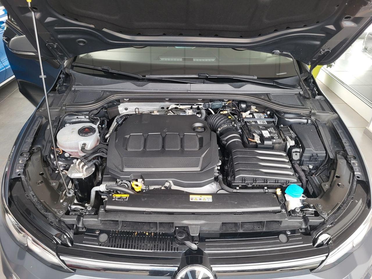 Volkswagen Golf SERIE 8 2.0 TDI EURO 6 CAMBIO MANUALE 6 MARCE *** VIRTUAL COCKPIT ***