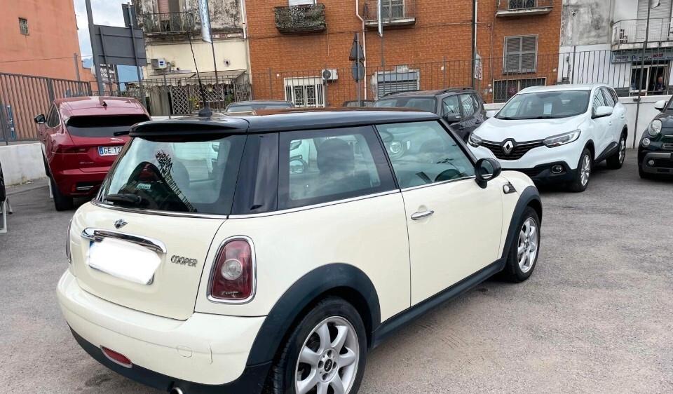 Mini 1.6 16V Cooper
