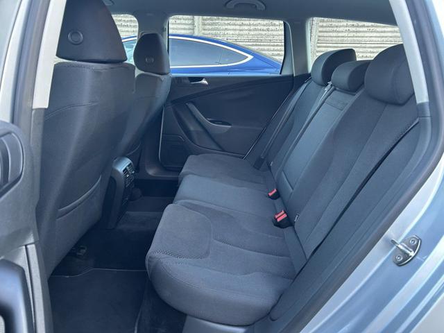 VOLKSWAGEN Passat Variant 2.0 16V FSI *TAGLIANDI VW* *UNIPRO* *FINANZIABILE*