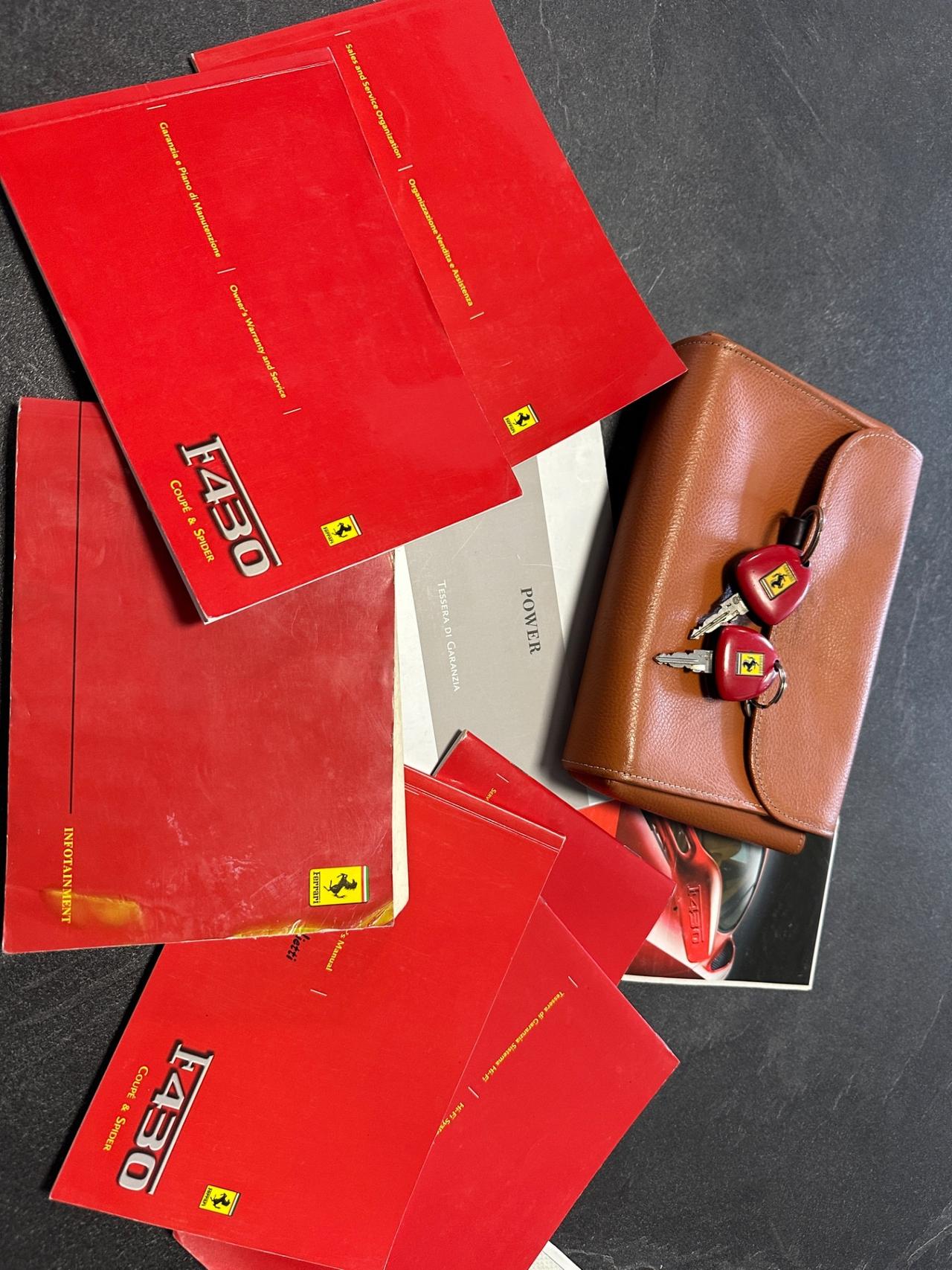FERRARI F430 COUPE F1 ROSSO SCUDERIA 489CV SCARICHI SPORTIVI