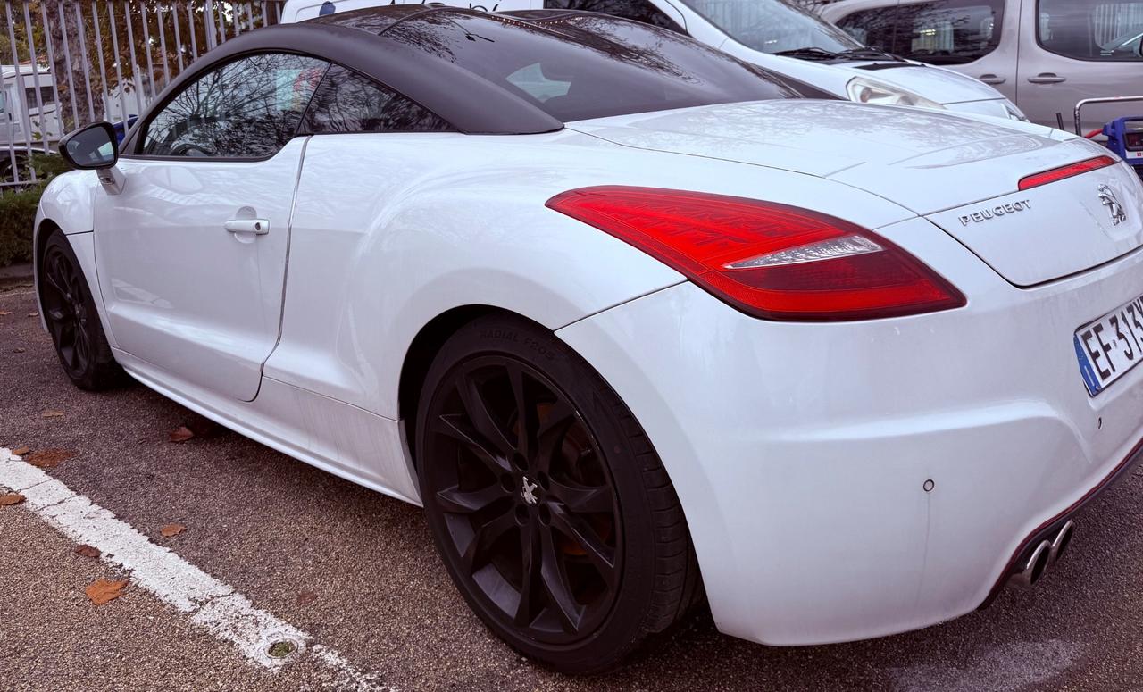 Peugeot RCZ 2.0 HDi 163CV Black Yearling-2010-