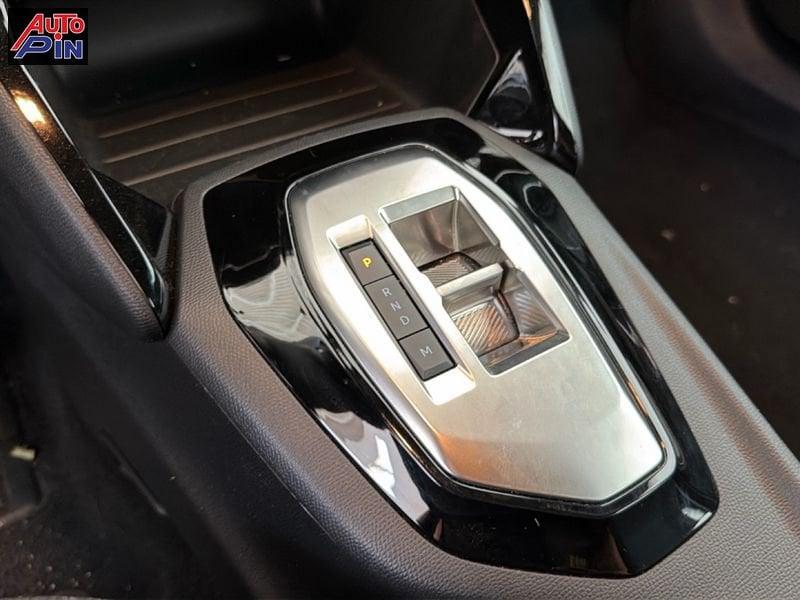 Peugeot 2008 Hybrid 145cv e-DCS6 Style auto