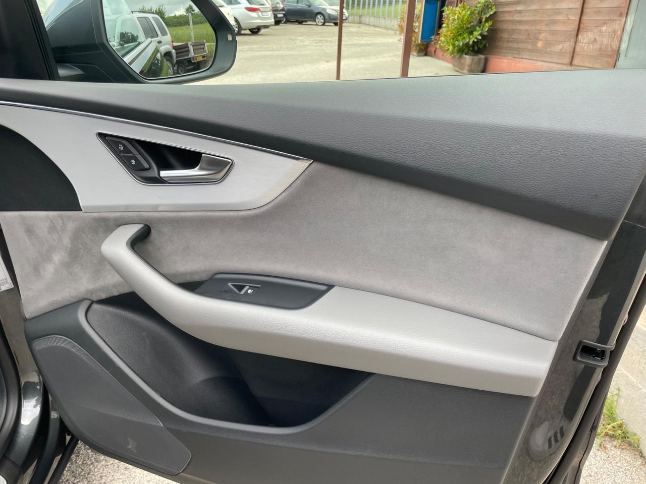 Audi Q8 50 TDI 286 CV quattro tiptronic Sport