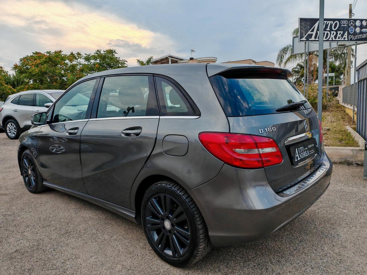 Mercedes-benz B 180CDI Executive 2013