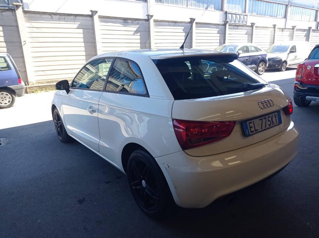 Audi A1 1.6 tdi Attraction 90cv