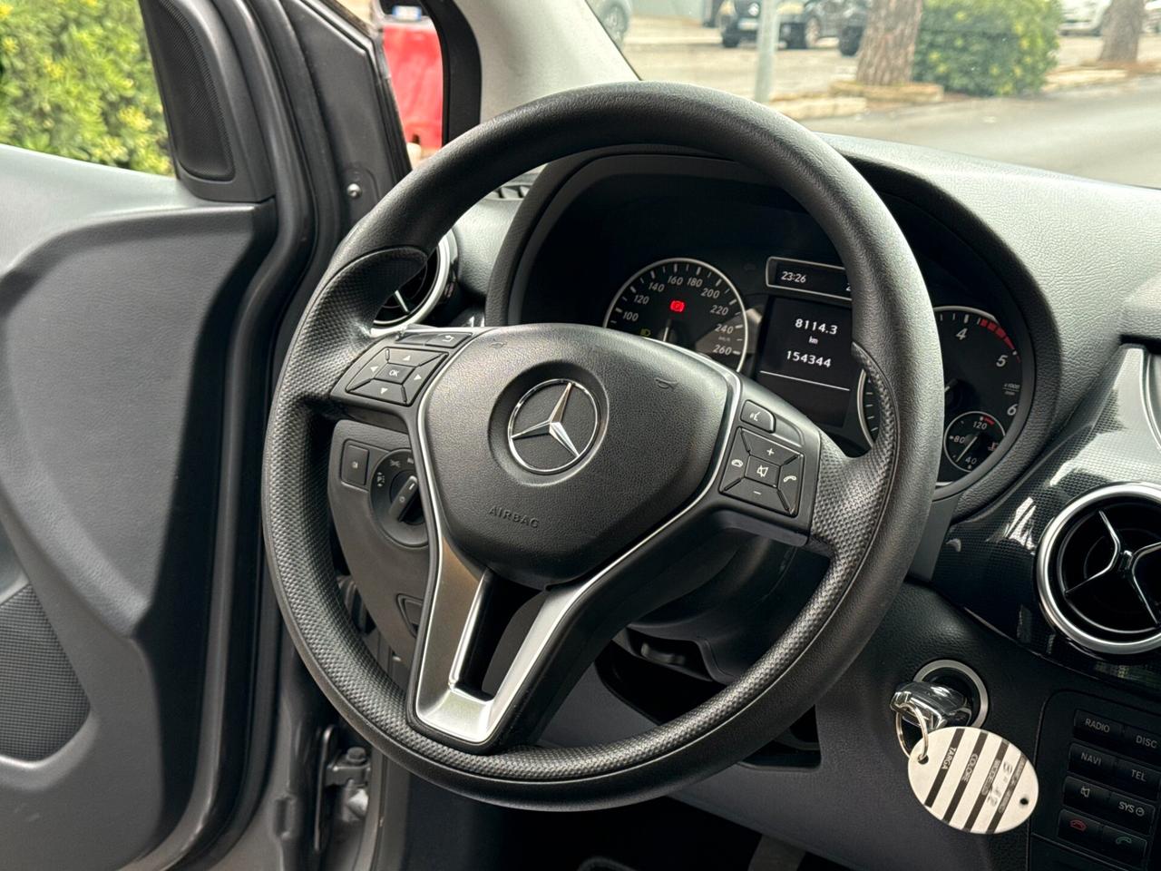 Mercedes B 180CDI BlueEFFICIENCY Executive - 2012