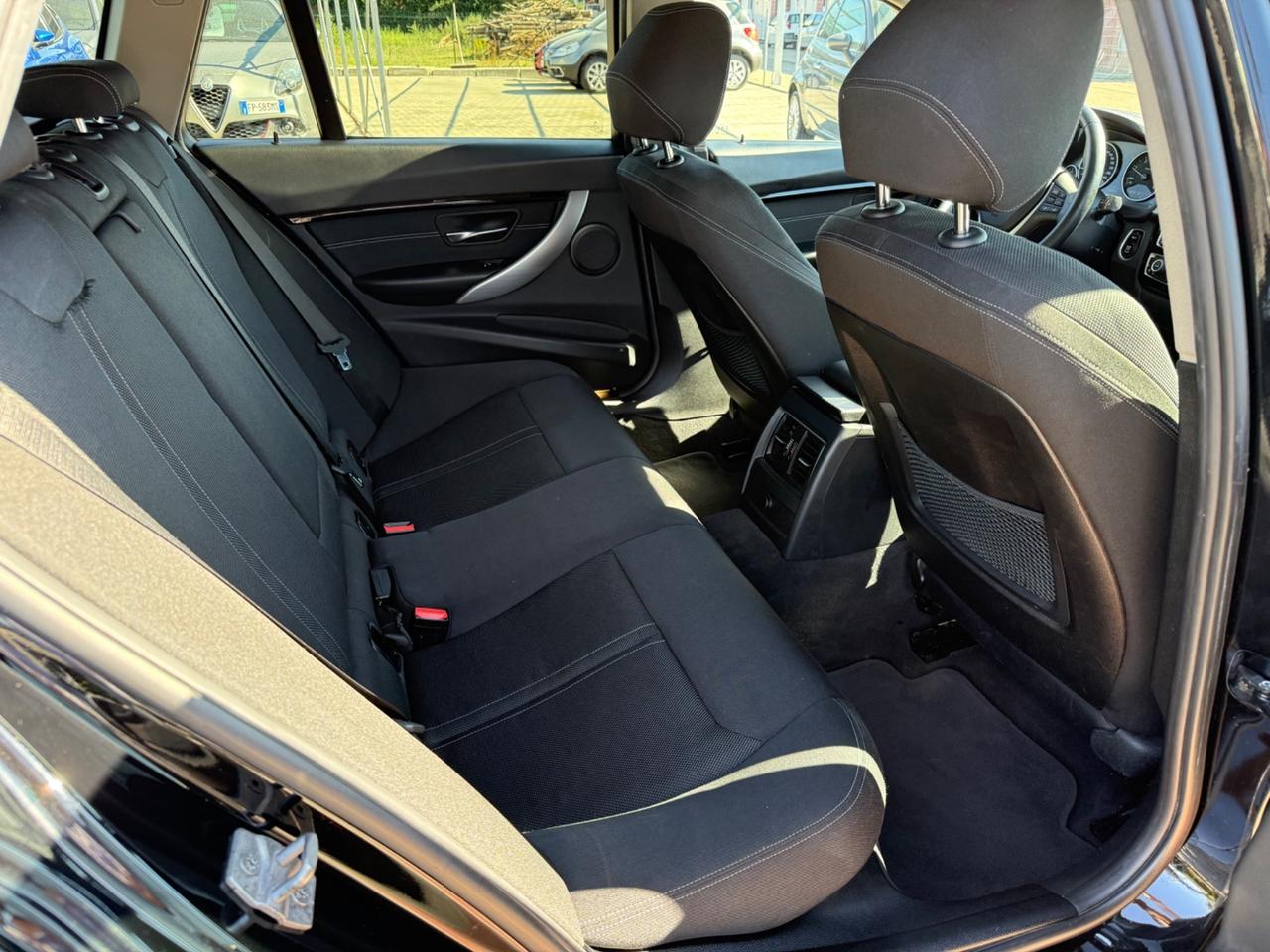 Bmw 320d xDrive Touring Msport-ESTERNO-190CV
