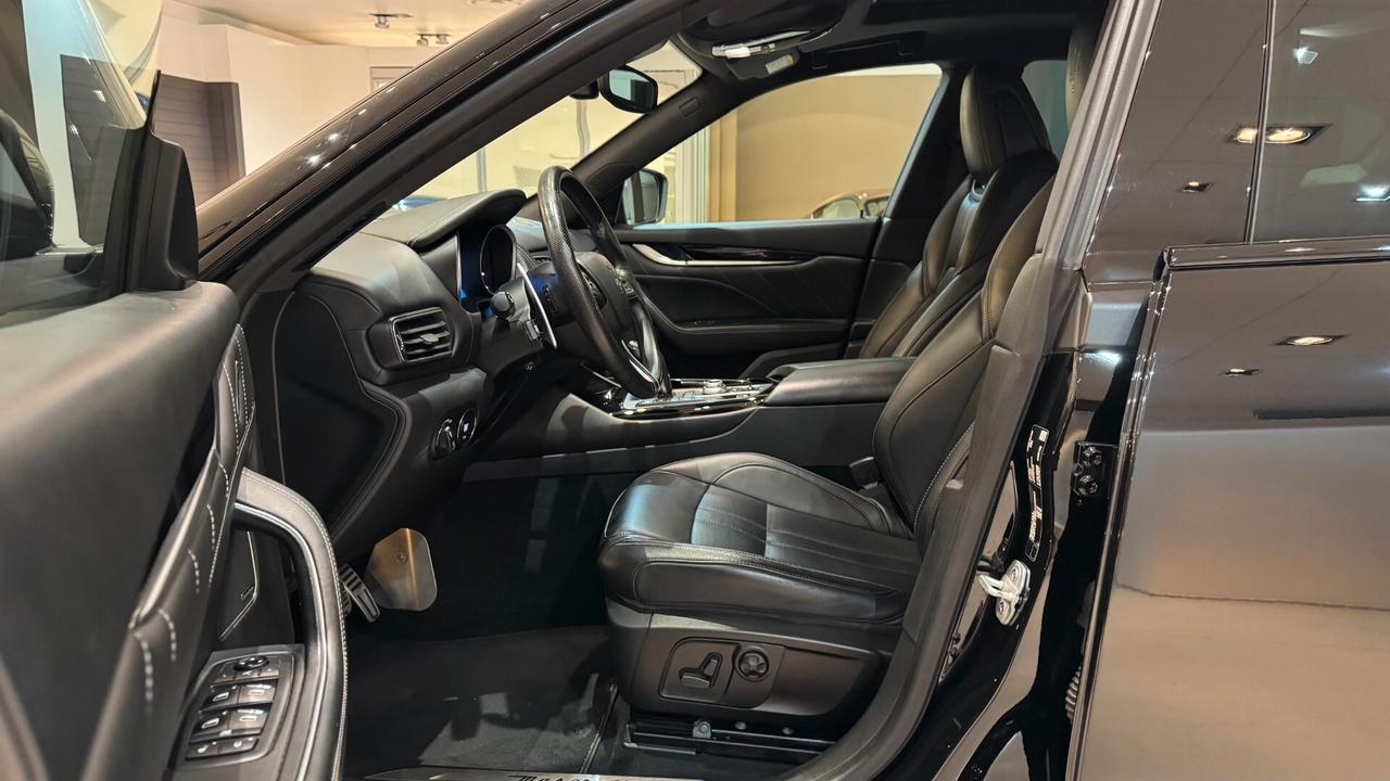 Maserati Levante V6 430cv AWD Gransport - 2019