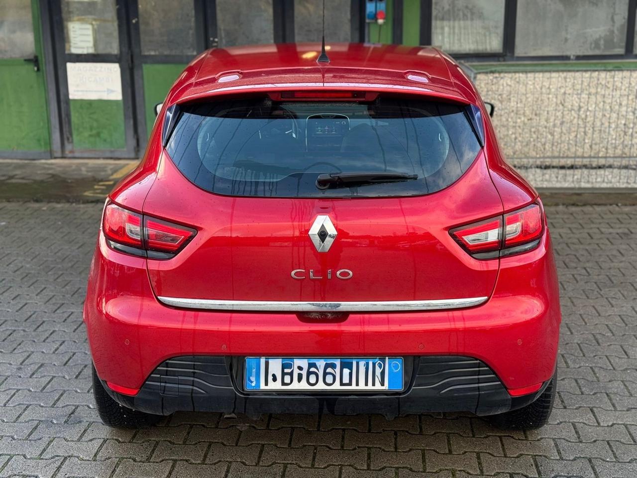 Renault Clio 1.5 75CV 5 porte Costume National