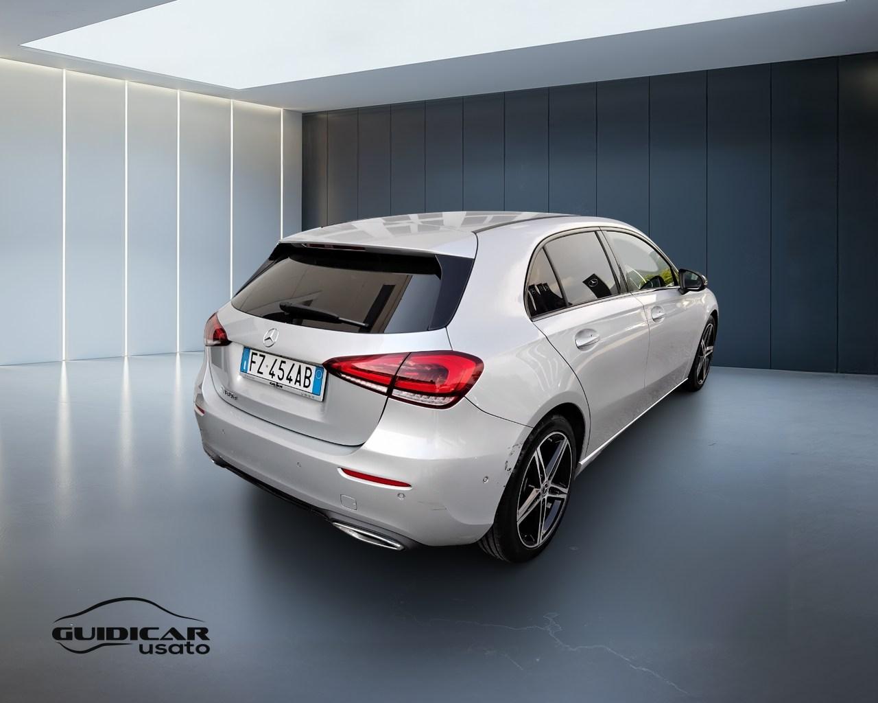 Mercedes-Benz Classe A - W177 2018 - A 180 d Sport auto