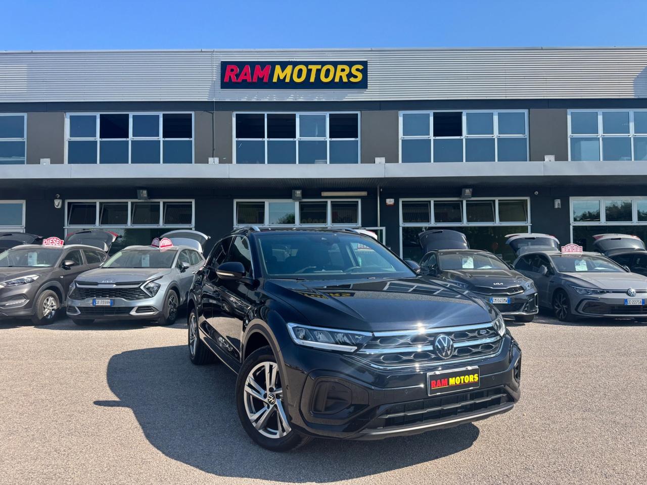 Volkswagen T-Roc R-line 1.0 TSI 110cv Neopatentati