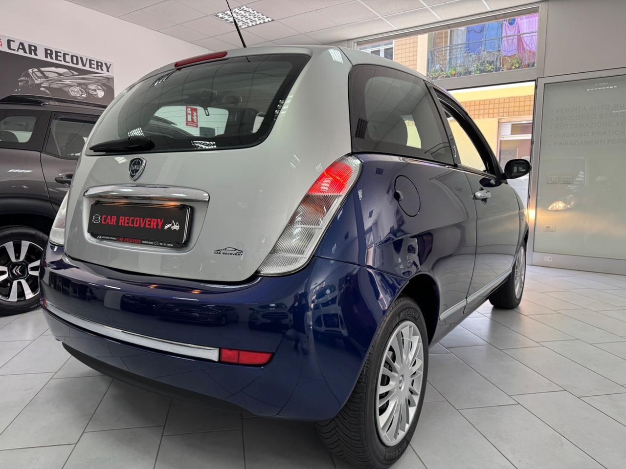 Lancia Ypsilon 1.2 Platino