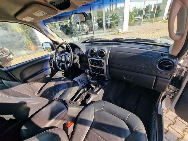 Jeep Cherokee Cherokee 2.5 crd Sport