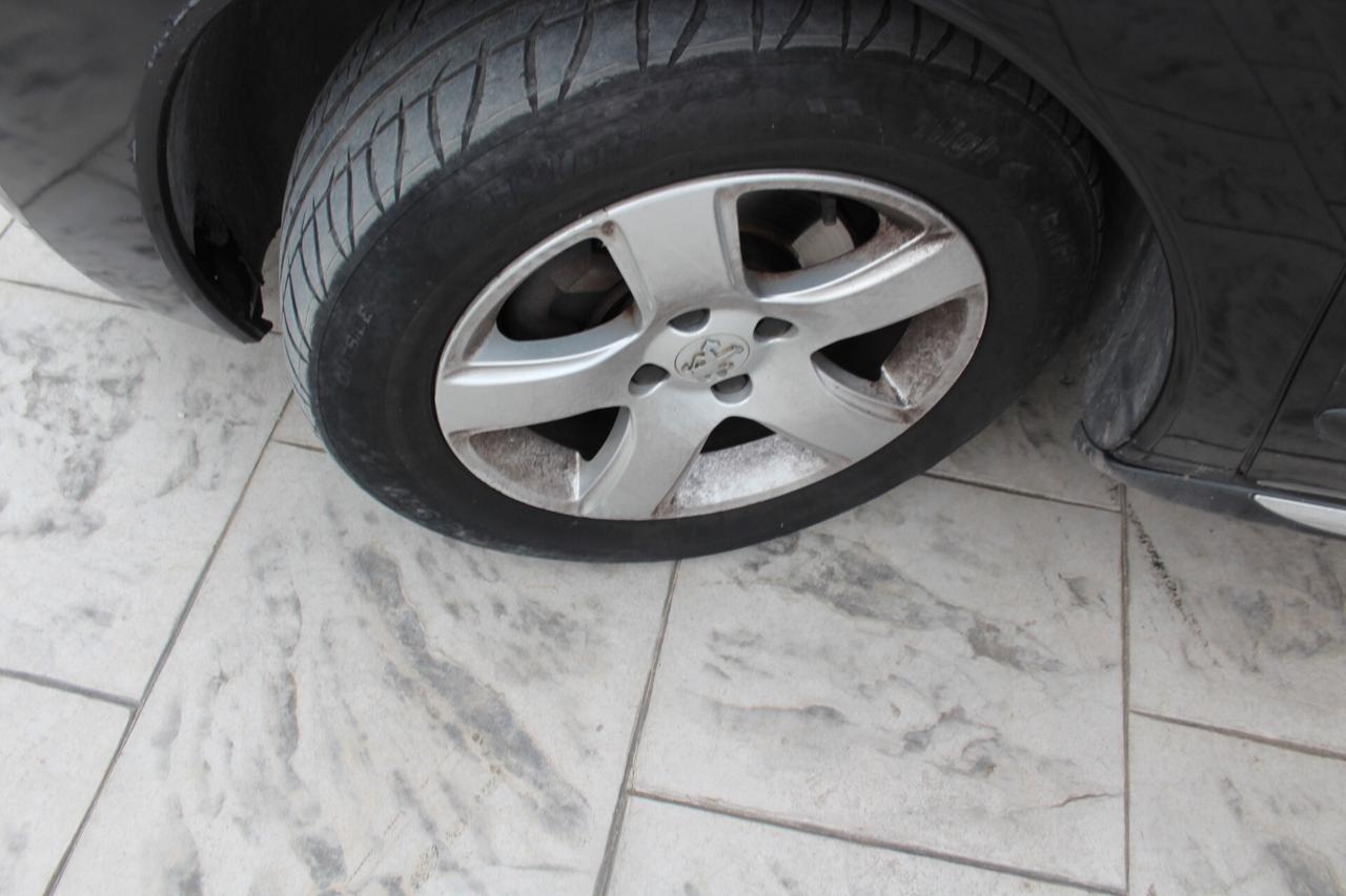 Peugeot 3008 1.6 HDi 115CV Style