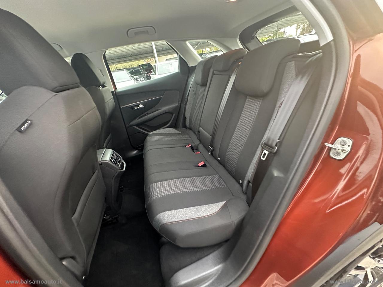 PEUGEOT 3008 BlueHDi 130 S&S EAT8 Allure