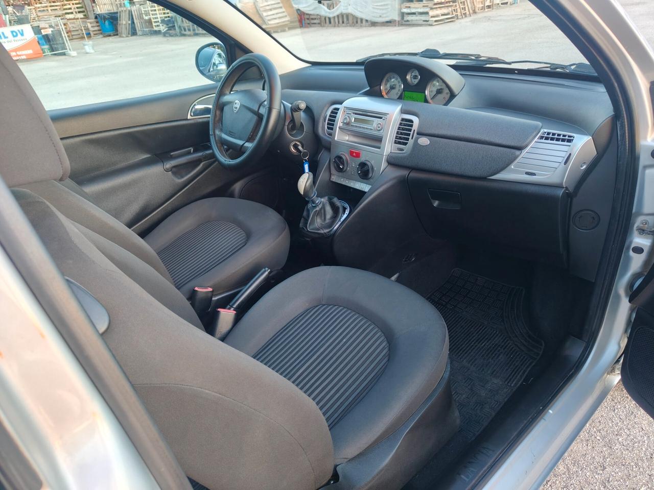Lancia Ypsilon 1.2 New Oro GPL