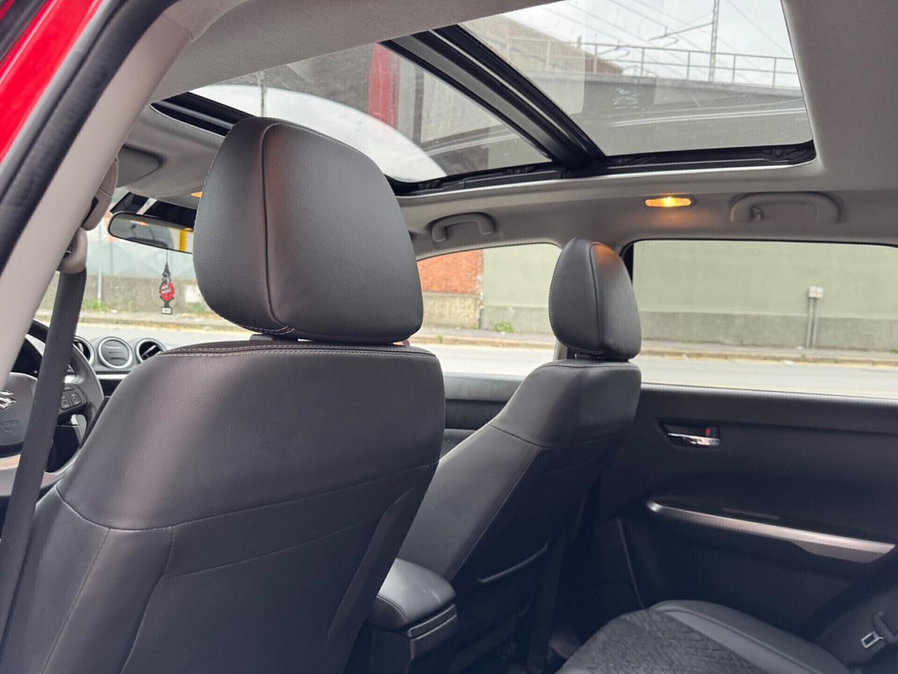 SUZUKI VITARA 1.5 FULL HYBRID AUTOMATICO 4WD