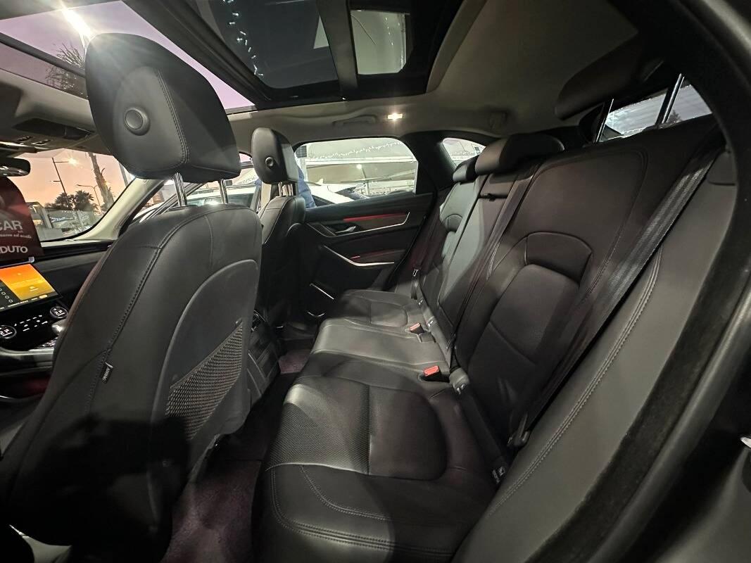 Jaguar F-Pace 2.0d i4 mhev S awd 204cv auto