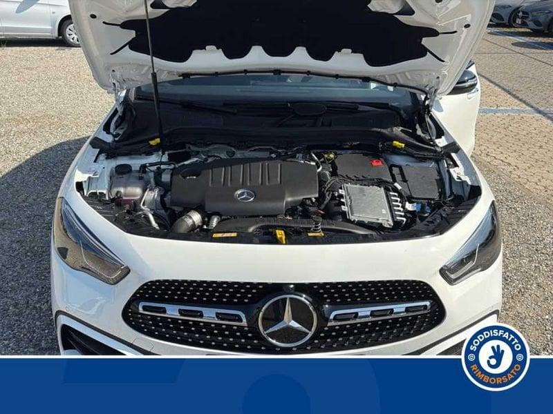 Mercedes-Benz GLA 180d Automatic AMG Line Advanced Plus