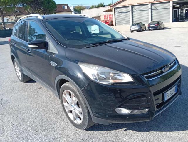 FORD Kuga 2.0 TDCI 150 CV S&S 4WD Powershift Titanium
