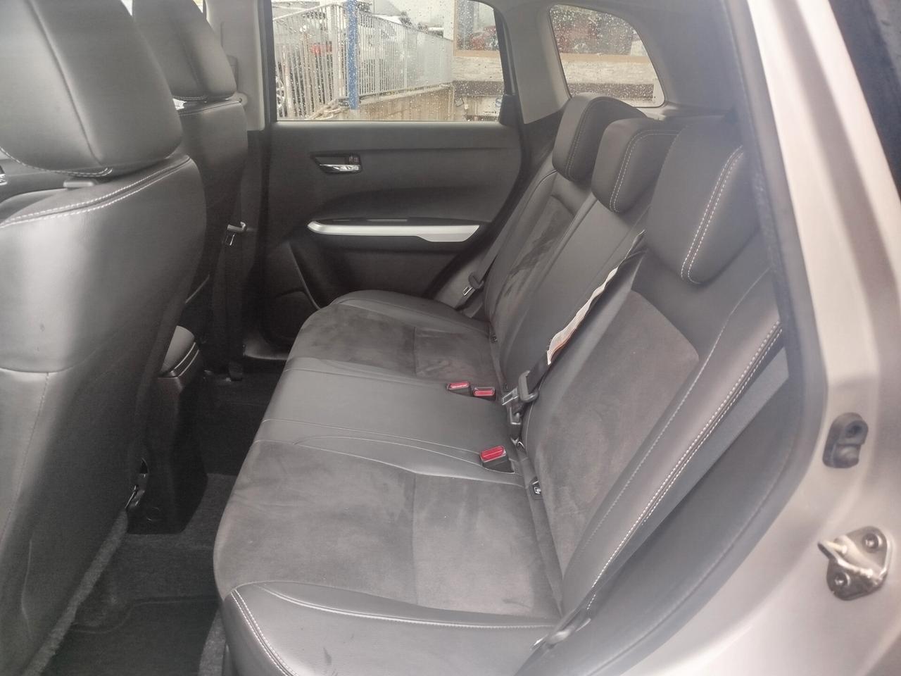 Suzuki Vitara 1.6 DDiS 4WD AllGrip DCT V-Top