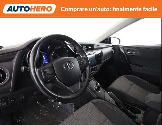 TOYOTA Auris Touring Sports 1.8 Hybrid Black Edition