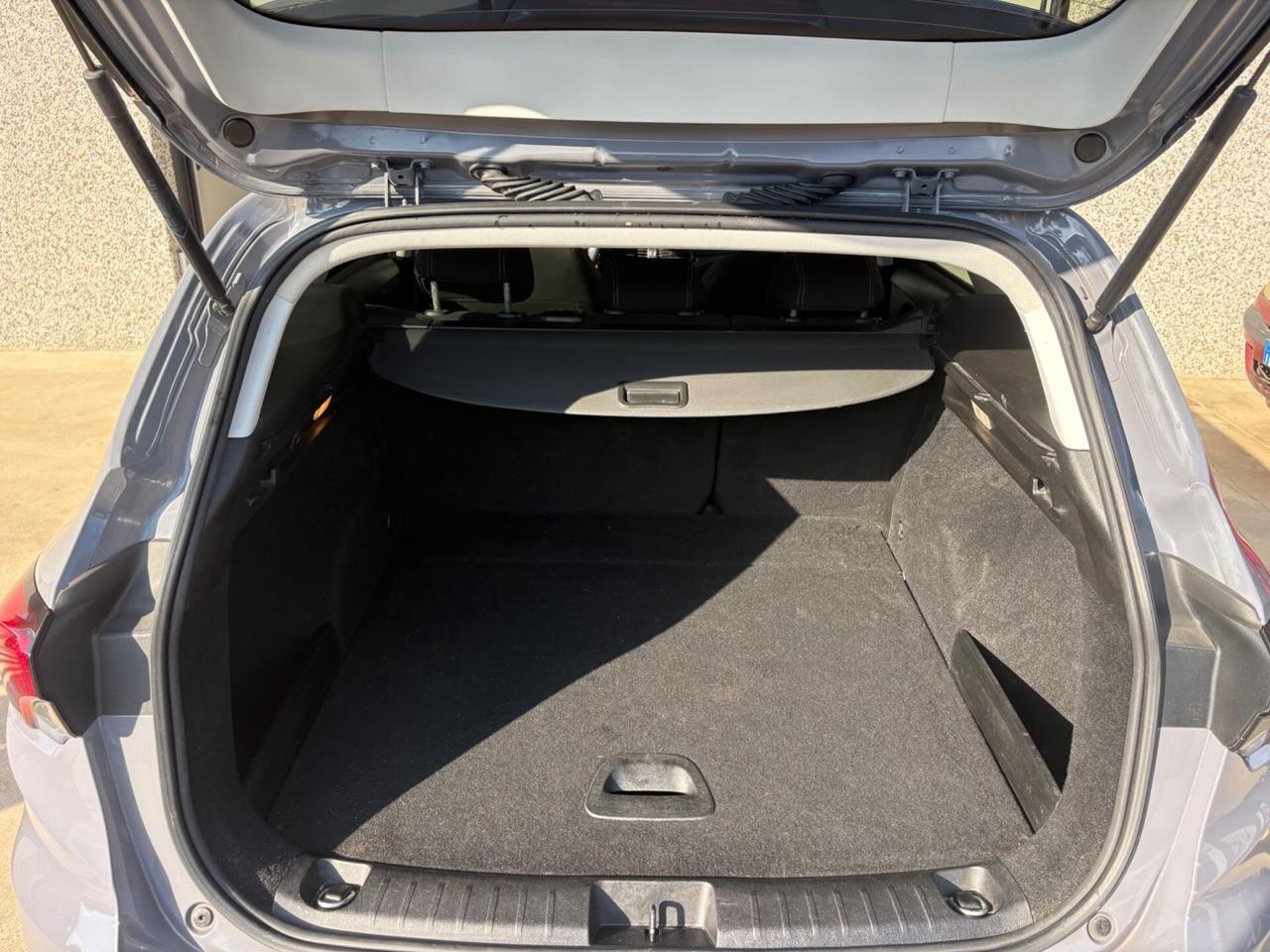 Fiat Tipo 1.4 T-Jet 120CV GPL SW Lounge
