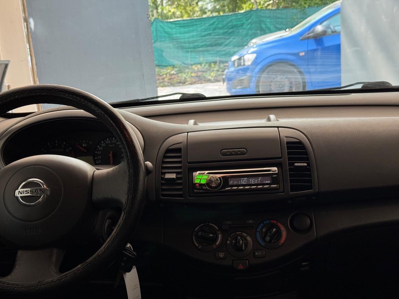 Nissan Micra 1.2 benzina neopatentati